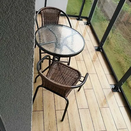 شقة Cozy Close To City Center